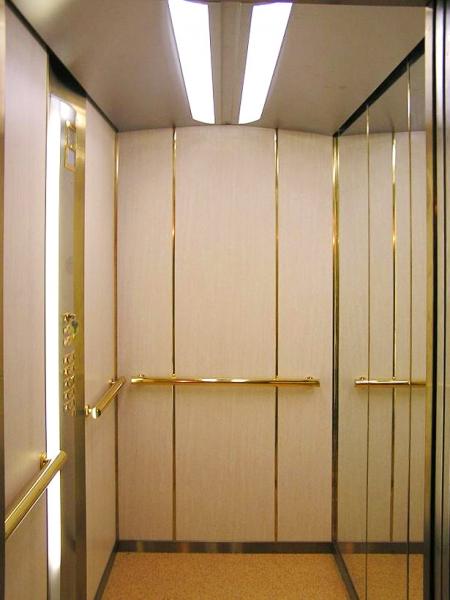 Отделка кабин лифта
